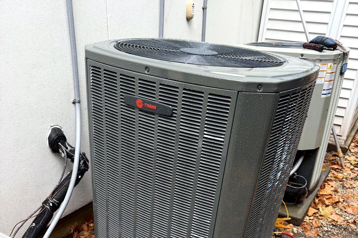 Trane condenser serviced in Houston by Top Texas Choice
